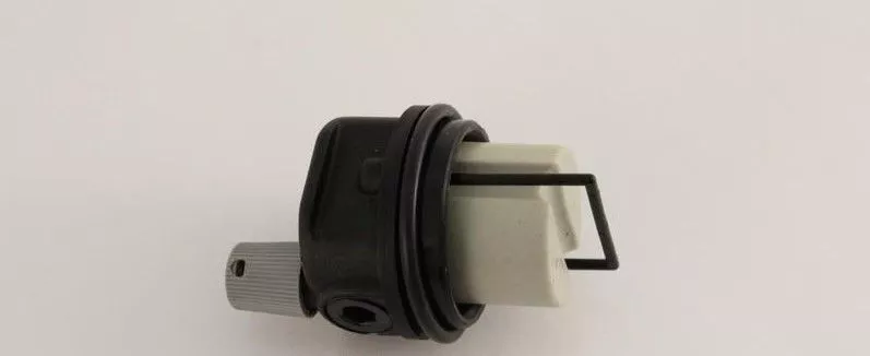 Автоматический воздухоотводчик +фикс. клипса ALPHATHERM